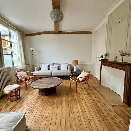 Holiday home La Montpensier - Maison Dans Le Centre D'eu *